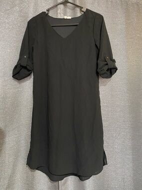 Japna Black V-Neck Roll-Tab Sleeve Tunic Dress